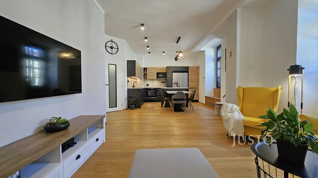 Prodej 4+kk, 113 m², Písek - Velké náměstí