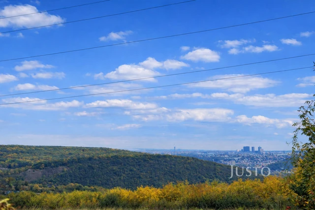 Prodej pozemku 842 m², Praha - Velká Chuchle