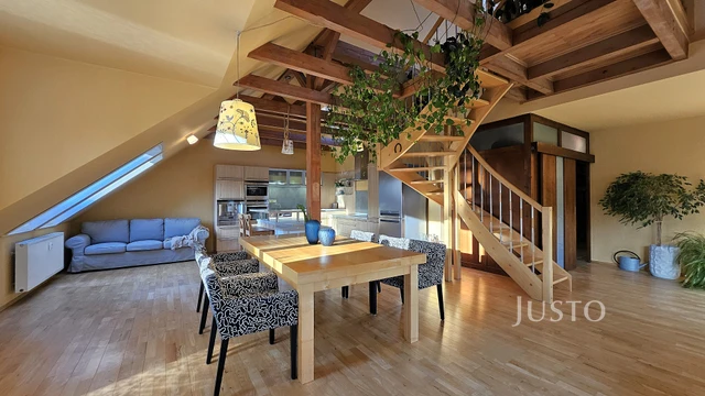 Prodej 5+kk, 182 m² + balkón 11 m²