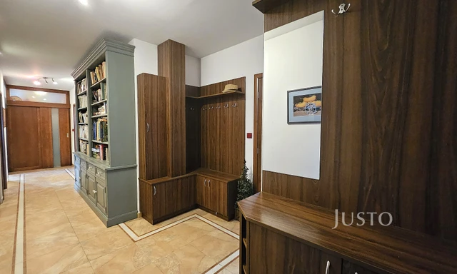 Prodej 5+kk, 182 m² + balkón 11 m²