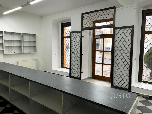 Pronájem obchodních prostor 60 m², Písek - Bakaláře