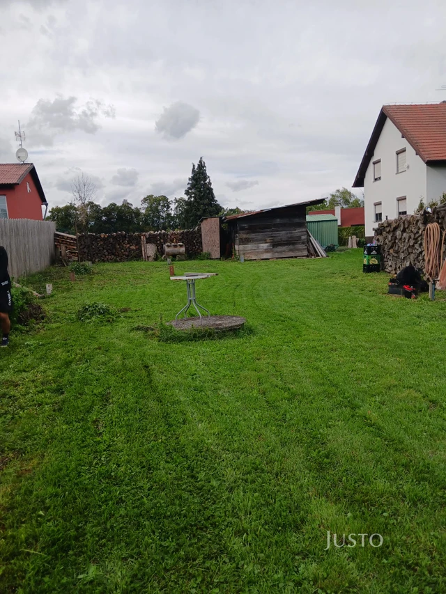 Prodej pozemku 659 m²