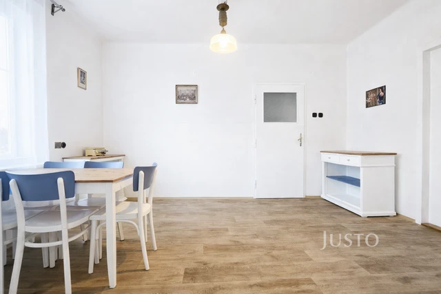 Prodej rodinného domu 160 m² s pozemkem 815 m²