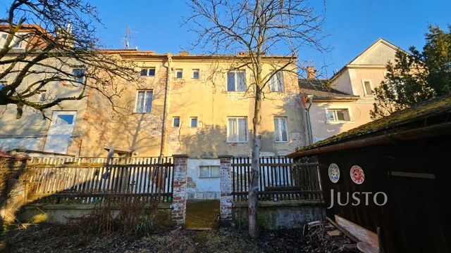 Prodej rodinného domu 160 m² s pozemkem 815 m²