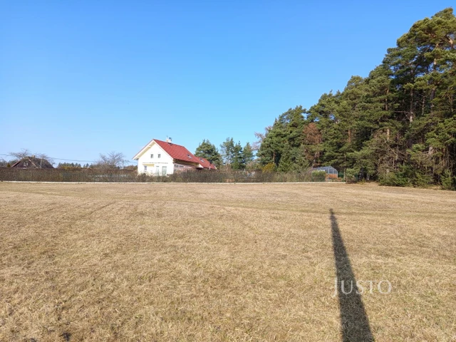 Prodej pozemku 800 m², Rastory