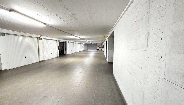 Pronájem garáže 16 m², v centru města, Písek - Gregorova