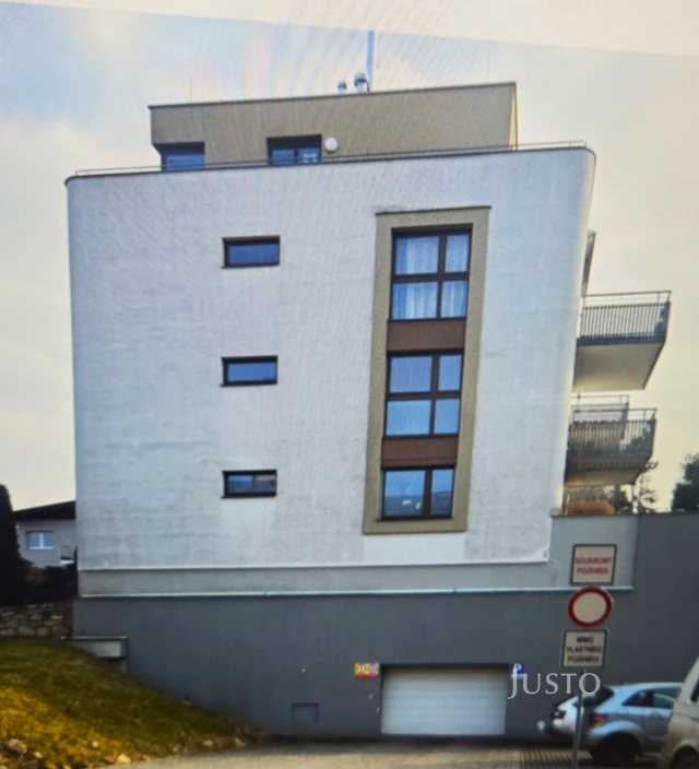 Pronájem garáže 16 m², v centru města, Písek - Gregorova