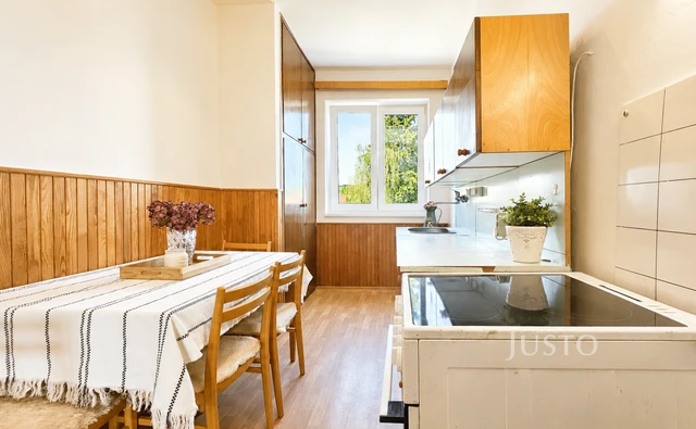 Prodej 3+1, 80 m² + balkón 5 m² + parkování