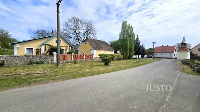Prodej rodinného domu 118 m² s pozemkem 2 258 m²