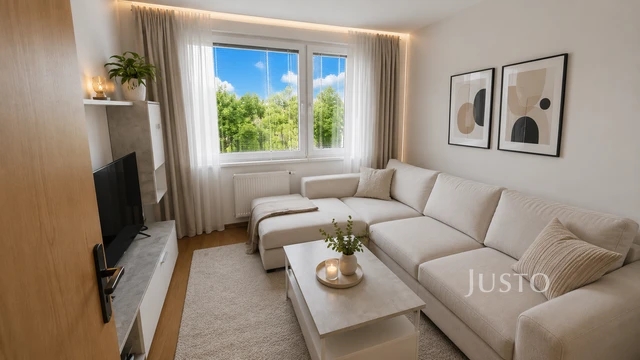 Prodej 3+1, 74 m² + balkón + jídelna, Strakonice - Sídliště 1. máje