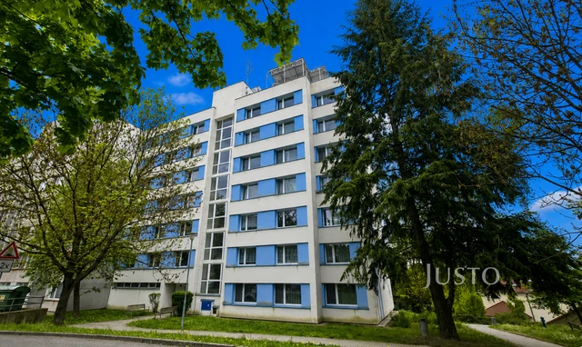 Prodej 3+1, 74 m² + balkón + jídelna, Strakonice - Sídliště 1. máje