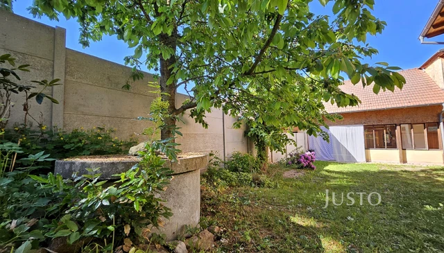 Prodej rodinného domu 156 m² s pozemkem 443 m²