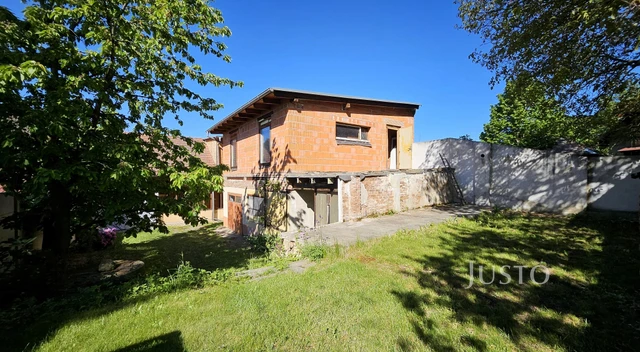 Prodej rodinného domu 156 m² s pozemkem 443 m²