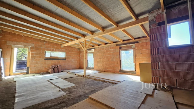 Prodej rodinného domu 156 m² s pozemkem 443 m²