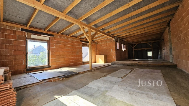 Prodej rodinného domu 156 m² s pozemkem 443 m²