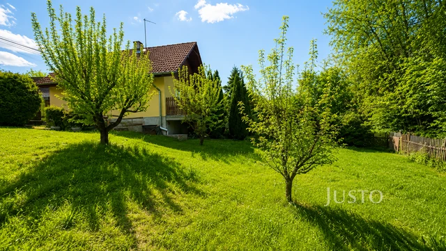 Prodej rodinného domu 100 m² s pozemkem 426 m² + terasa