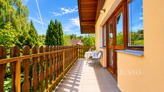 Prodej rodinného domu 100 m² s pozemkem 426 m² + terasa