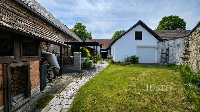 Prodej rodinného domu 156 m² s pozemkem 459 m²
