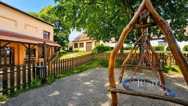 Prodej rodinného domu 156 m² s pozemkem 459 m²