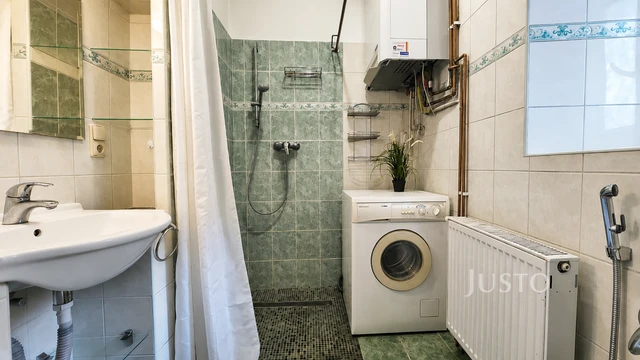 Prodej rodinného domu 156 m² s pozemkem 459 m²