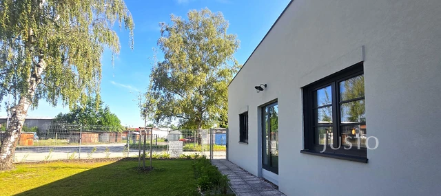 Pronájem 4+kk 85 m² + zahrada + terasa + parkování