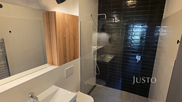 Pronájem 4+kk 85 m² + zahrada + terasa + parkování