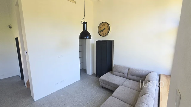 Pronájem 4+kk 85 m² + zahrada + terasa + parkování