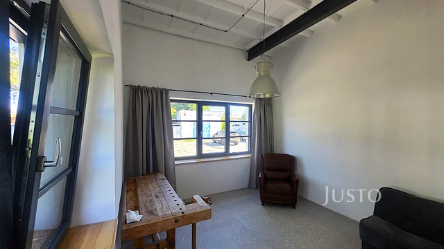 Pronájem 4+kk 85 m² + zahrada + terasa + parkování
