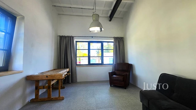 Pronájem 4+kk 85 m² + zahrada + terasa + parkování