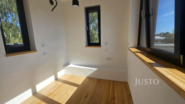 Pronájem 4+kk 85 m² + zahrada + terasa + parkování