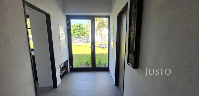 Pronájem 4+kk 85 m² + zahrada + terasa + parkování
