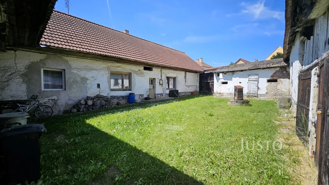 Prodej rodinného domu 174 m² s pozemkem 963 m²