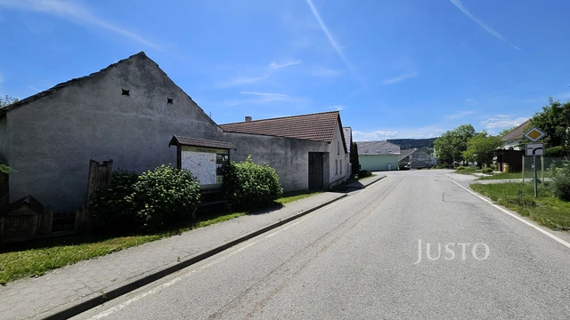 Prodej rodinného domu 174 m² s pozemkem 963 m²