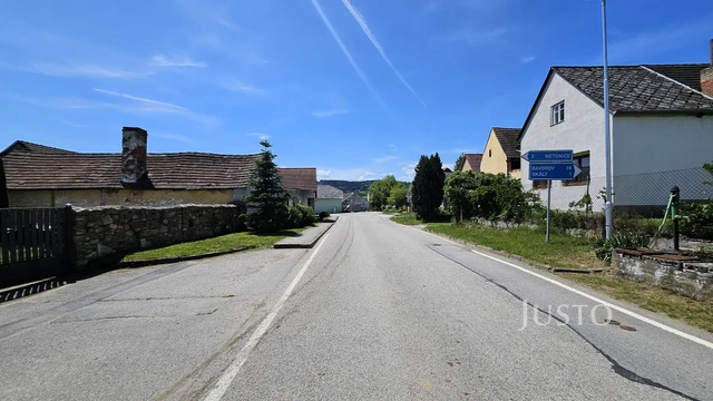 Prodej rodinného domu 174 m² s pozemkem 963 m²
