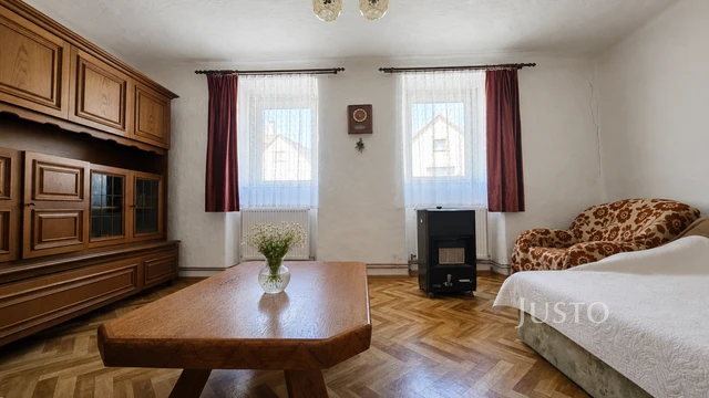 Prodej rodinného domu 174 m² s pozemkem 963 m²