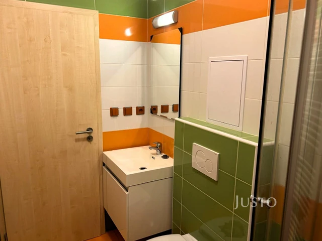Pronájem 2+kk, 41 m², Písek - Nádražní