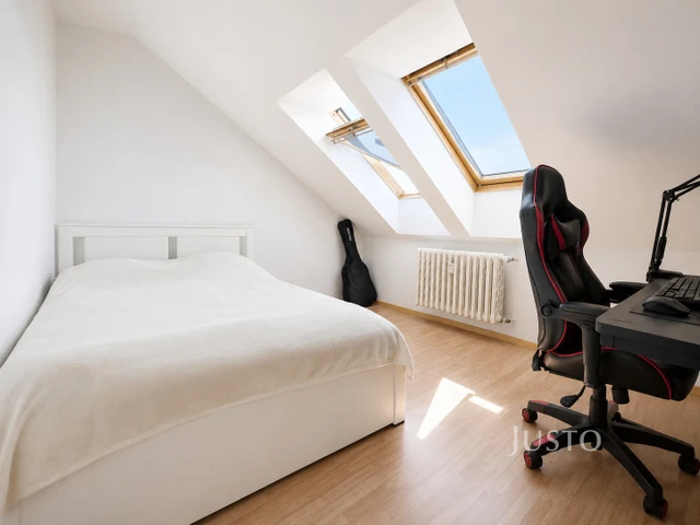 Prodej 4+kk, 71 m² + parkování, Písek - Pražská