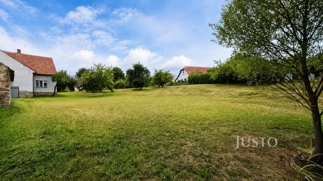 Prodej rodinného domu 514 m² s pozemkem 5 451 m²
