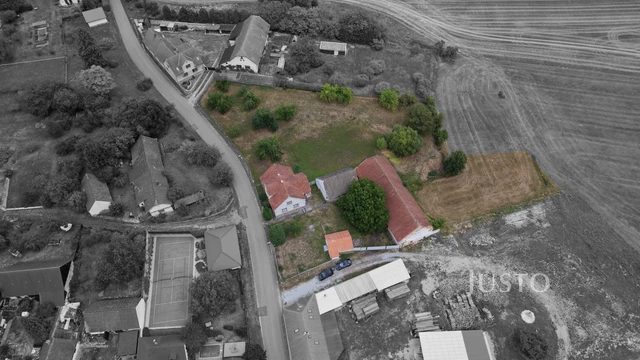 Prodej rodinného domu 514 m² s pozemkem 5 451 m²
