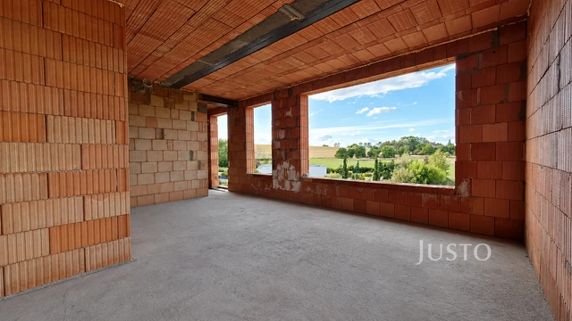 Prodej 3+kk 65 m² + zahrada 376 m² + parkování