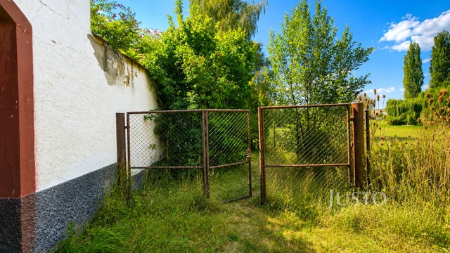Prodej rodinného domu 120 m² s pozemkem 1 199 m²