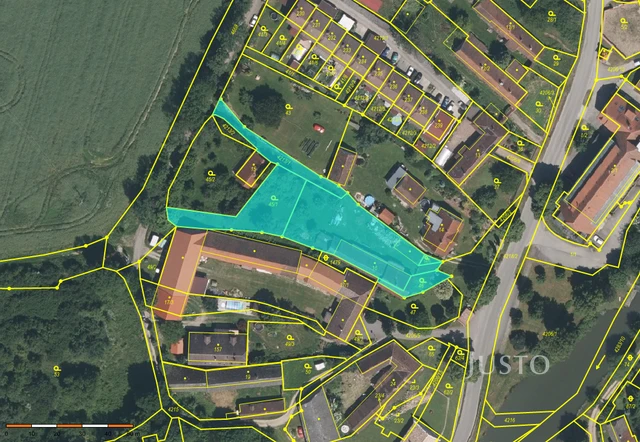 Prodej rodinného domu 215 m² s pozemkem 2 076 m²