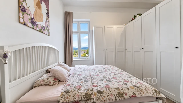 Prodej 2+kk 72 m² + balkón 3 m² + parkování