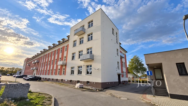 Prodej 2+kk 72 m² + balkón 3 m² + parkování