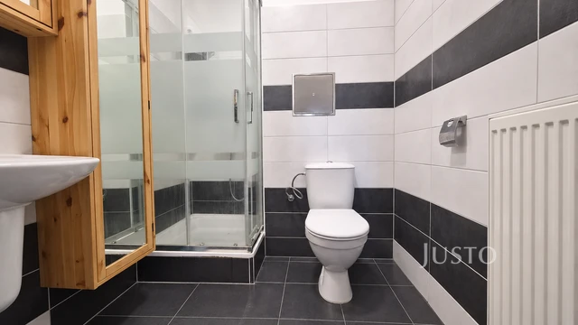 Prodej 2+kk 72 m² + balkón 3 m² + parkování