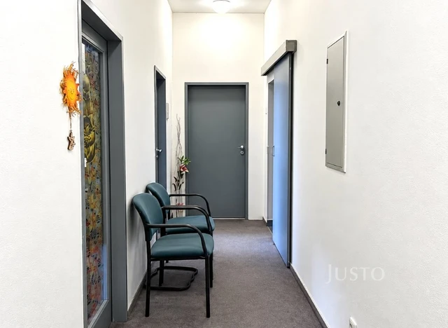 Pronájem nebytového prostoru, 23m2, Písek - Chelčického ul.