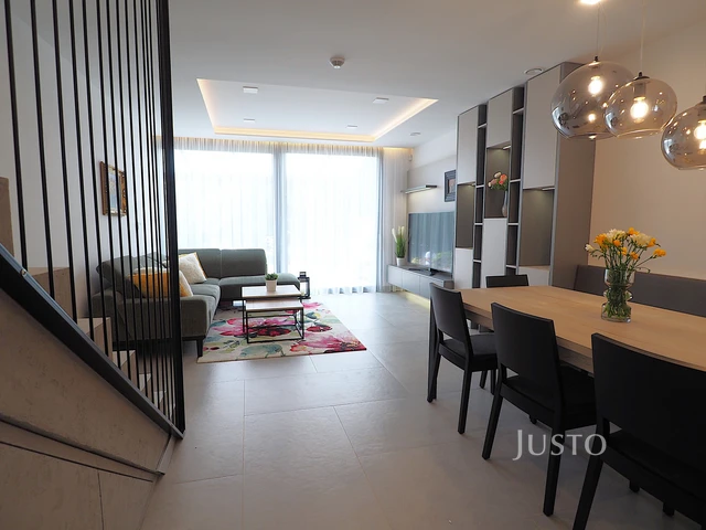 Prodej rodinného domu 173 m² s pozemkem 465 m² + terasa