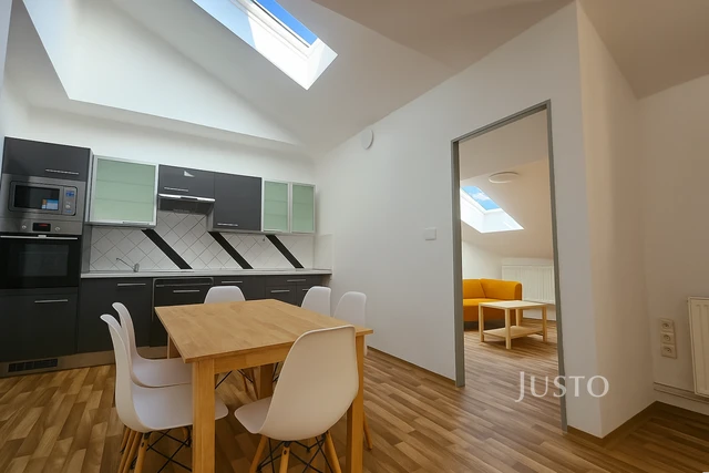 Prodej ubytování 786 m² s pozemkem 288 m²