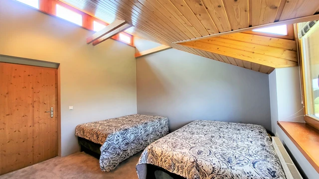 Prodej rodinného domu 346 m² s pozemkem 5 636 m²