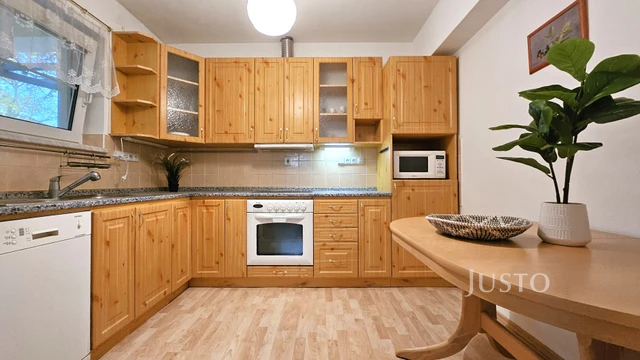 Prodej rodinného domu 131 m² s pozemkem 538 m² + terasa 22 m²